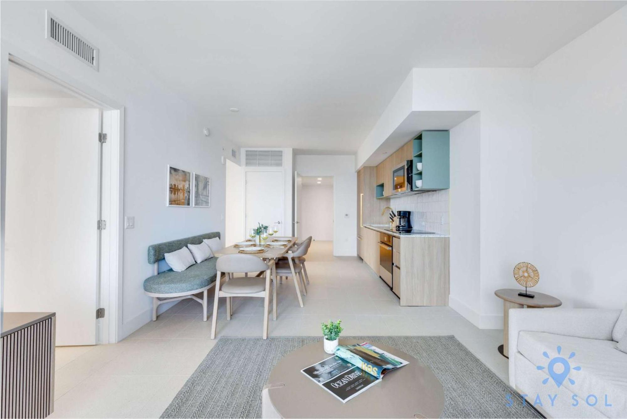 Apartment 3br-3 Bth - Gym & Pool