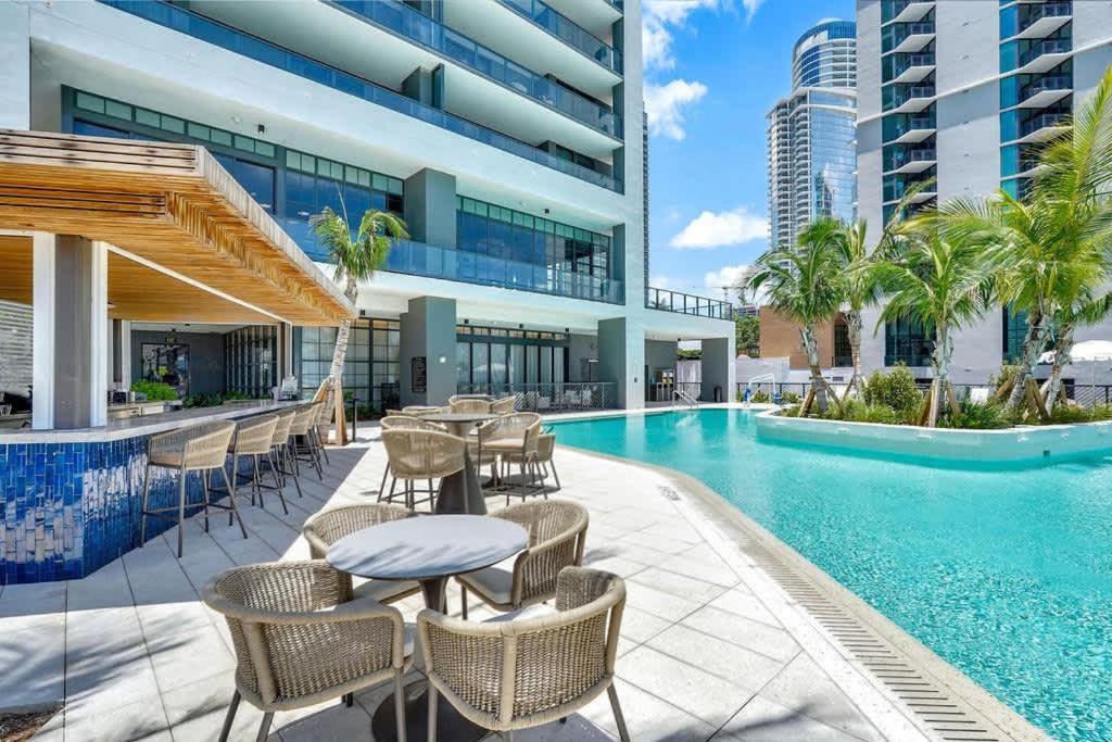 3br-3 Bth - Gym & Pool Apartamento Miami
